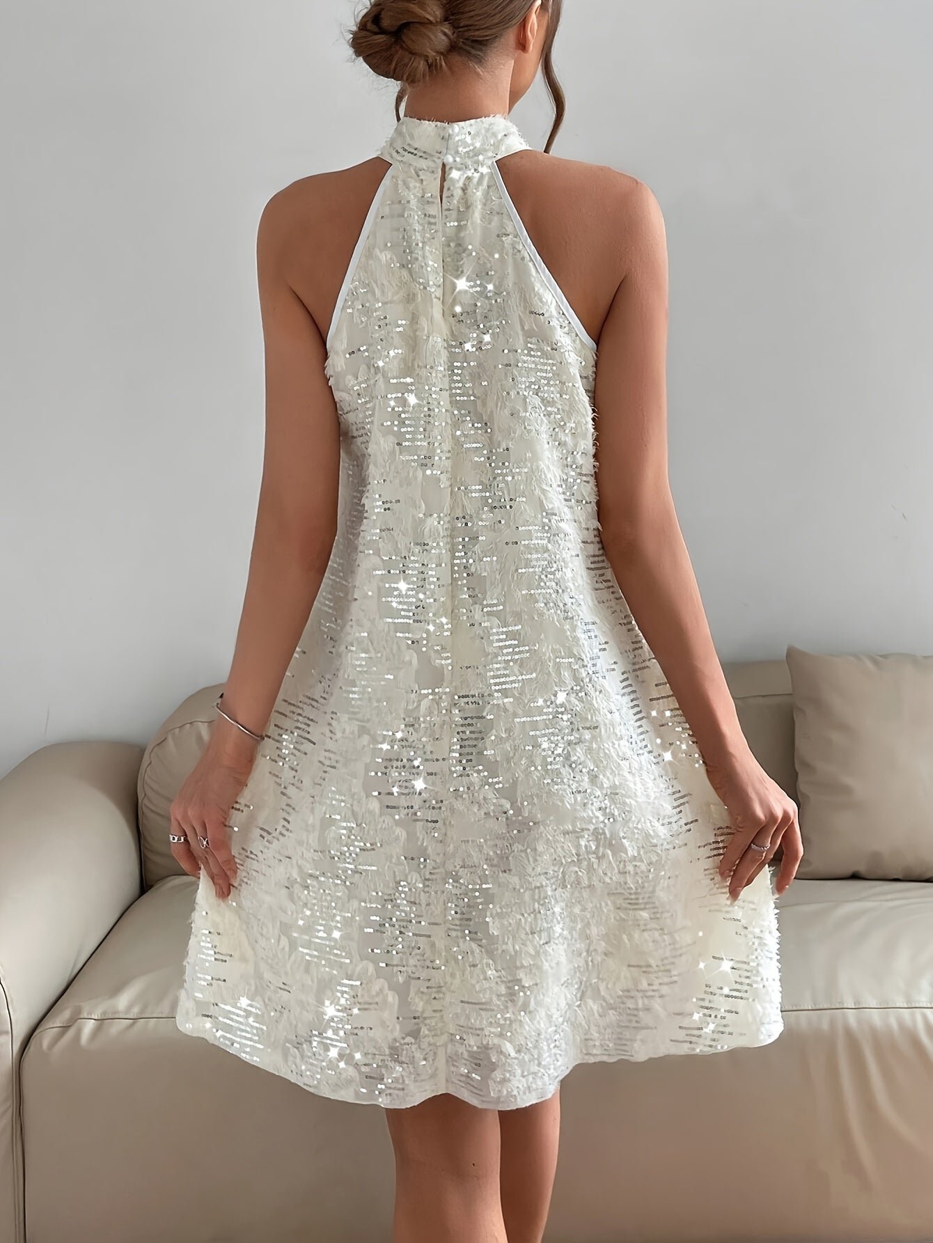 Sequined Raw Trim Halter Neck Dress, Elegant Sleeveless Keyhole Back Dress, Women's Clothing